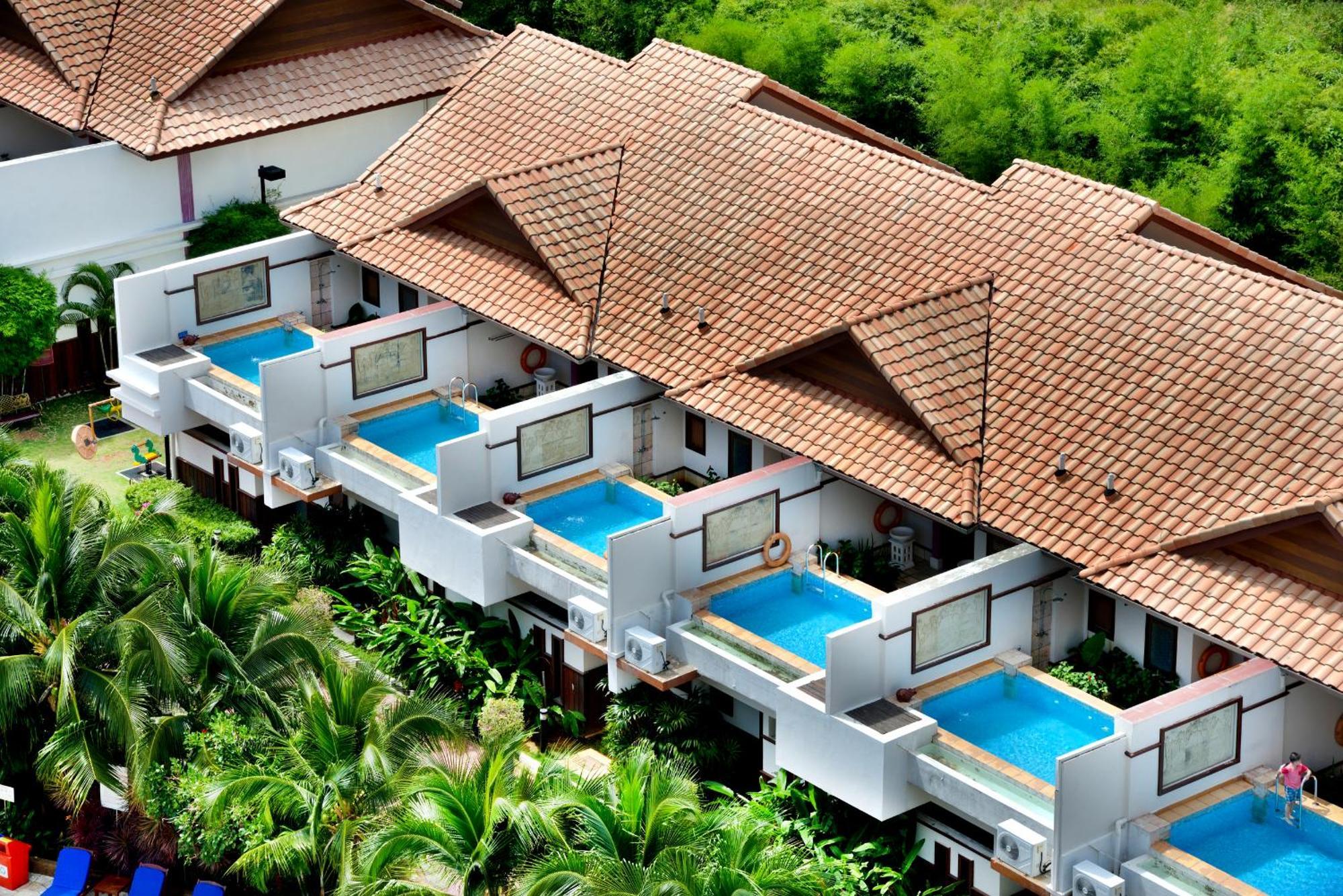Grand Lexis Port Dickson Hotel Екстериор снимка The Royal Paradise Hotel and Spa