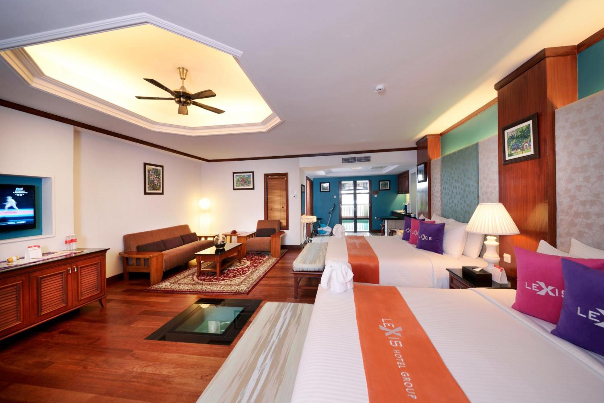 Grand Lexis Port Dickson Hotel Екстериор снимка Suite